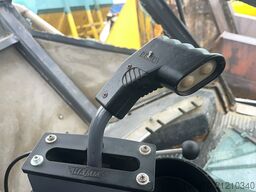 Hamm HD150TT PNEUMATIC 8 WHEEL COMPACTOR (accident unit - for parts only)