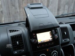 PEUGEOT Boxer 2.2 BlueHDi L4H2 Maxi Klima Navi Kamera E6