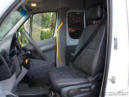 MERCEDES-BENZ Sprinter 313 CDi Rollstuhlrampe 7+1 Sitz 95KW E6