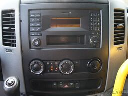 MERCEDES-BENZ Sprinter 313 CDi Rollstuhlrampe 7+1 Sitz 95KW E6