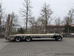 Humbaur HTD 30  3 Achs Tiefladeranhänger, Wenig Benutzt