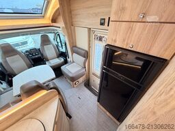 EURAMOBIL Profila RS 695 QB *st.-Solar*