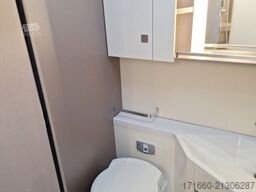 BÜRSTNER Lyseo TD 727 G Mega-Deal!