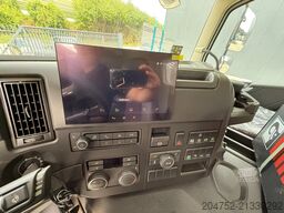 Volvo FMX 500 Volvo FMX 500 8x4 Kran Hiab 658-6