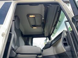 MAN TGS 26.520 MAN TGS 26.520 6x2 Abrollkipper + Kr...