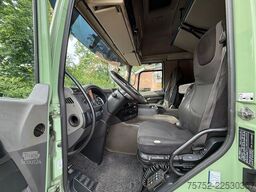 DAF CF 370 Mega Volume Combi Dhollandia 2000KG Pact...