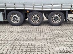 Schmitz Cargobull Curtainsider Standard Getränke