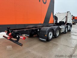 Volvo FM 500 8x2*6 LOW MILEAGE DEMO TRUCK ! / PTO / C...