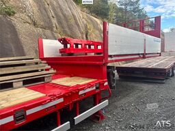 Doll Machinery Semi w/ Widening and Hydraulic Bridges.