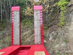 Doll Machinery Semi w/ Widening and Hydraulic Bridges.