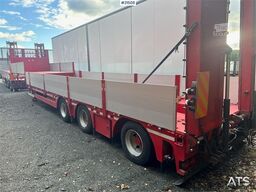 Doll Machinery Semi w/ Widening and Hydraulic Bridges.