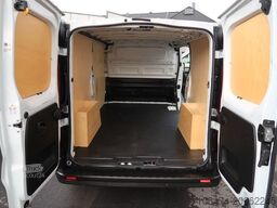 RENAULT Trafic Kasten L2  Komfort erst 49 tkm !