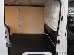 RENAULT Trafic Kasten L2  Komfort erst 49 tkm !