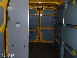 RENAULT Master 2.3 dCi 145 L2H2 Klima-Regalsystem-Kamera