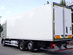 MAN XG 480 6x2 / Krone 20 EPAL refrigerator
