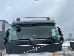 Volvo FH crane truck 8x2 w/ 95 t/m crane, jib and winch,