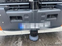 Volvo FH crane truck 8x2 w/ 95 t/m crane, jib and winch,