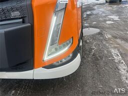 Volvo FH crane truck 8x2 w/ 95 t/m crane, jib and winch,