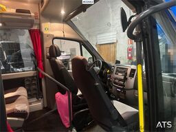Mercedes-Benz Sprinter w/ 15+1+1 seats w/ 2 sets of tires