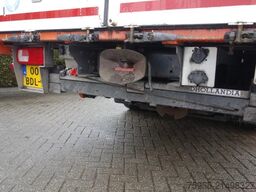 DAF CF 400 sliding roof