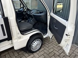 Piaggio Porter 1.3 Kipper CNG en Benzine met Radio 2-pe...