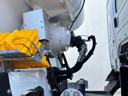 Mercedes-Benz 3240 B AUT Kam. Navi SpurH Standh.