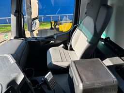 Mercedes-Benz 3240 B AUT Kam. Navi SpurH Standh.