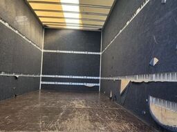 MAN TGL 8.220 4x2 BL 3 Sitzer Möbelkoffer Klima