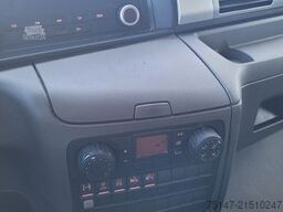 MAN TGL 8.220 4x2 BL 3 Sitzer Möbelkoffer Klima