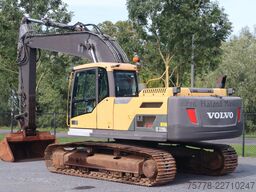 Volvo EC220D L | BUCKET | QUICK COUPLER | CENTRAL LUBE