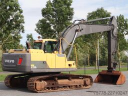 Volvo EC220D L | BUCKET | QUICK COUPLER | CENTRAL LUBE