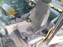 Volvo EC220D L | BUCKET | QUICK COUPLER | CENTRAL LUBE