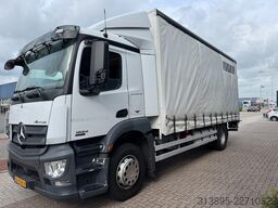 Mercedes-Benz Antos 1824, Tautliner, PTO preparation, Taillift