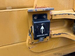 Caterpillar D2 LGP 12A | LEICA GPS
