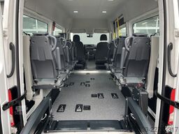 VW Crafter 2.0 TDI 140pk Personenvervoer Taxi Rols...