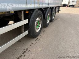 Kraker CF-200 CF-200 92m3 Cargo Floor 10MM Liftas Alcoa