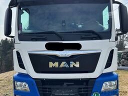 MAN 