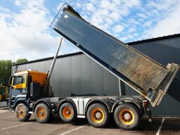 MAN TGS 49.440 10x8 tipper 486.300km