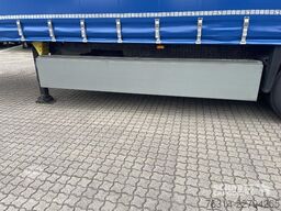 Schmitz Cargobull Curtainsider Standard Getränke