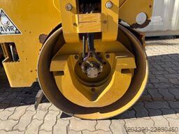 CATERPILLAR CB34B / 2018 BJ / 932 Stunden / 4.3 Tonnen