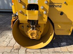 CATERPILLAR CB1.7 / 2019 BJ / 430 Stunden