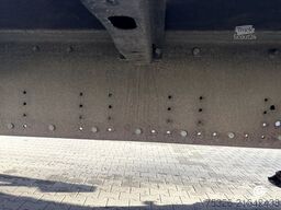 SCHMITZ CARGOBULL Curtainsider Mega XL lifting/sliding roof