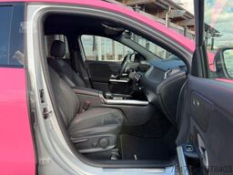 Mercedes-Benz GLA 250e AMG+MickyMouse+Vario+RKamera+Augment