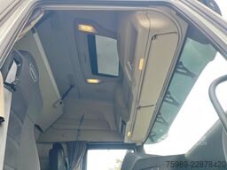 Iveco S-WAY 460 335368 km! RETARDER, CNG, ACC, 2X FUE...