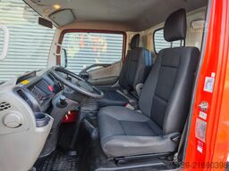 Nissan Cabstar 35.12 NT400 Multitel MJ201