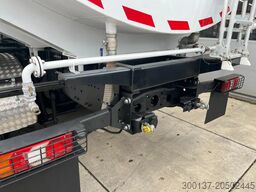 Mercedes-Benz Axor 3344 6x4 Water Tank Truck