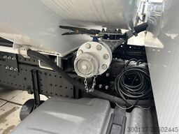 Mercedes-Benz Axor 3344 6x4 Water Tank Truck