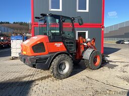 Kubota R065