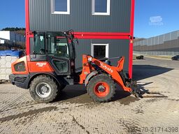 Kubota R065