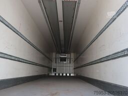Chereau 3 Achs Tiefkühler mit Carrier Maxima 2.700 mm